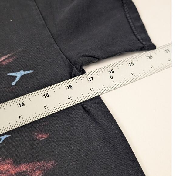 Y2K Pink Floyd 2007 The Wall Tour Band Concert Rock Black Shirt Size Small - Picture 7 of 7